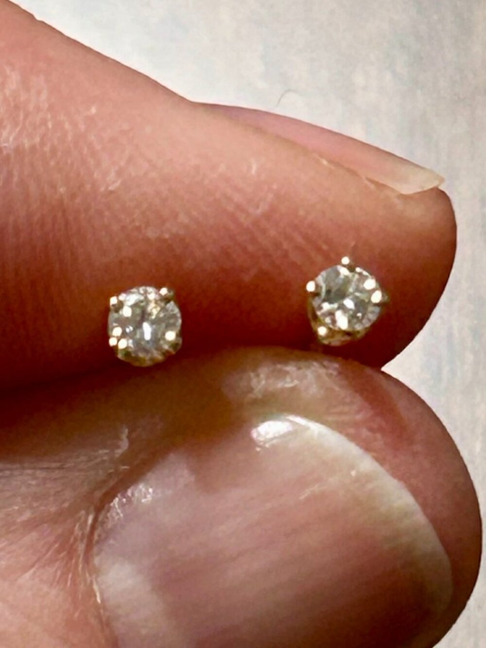 14kt Yellow Gold Diamond Stud Earrings Round 4 Prong